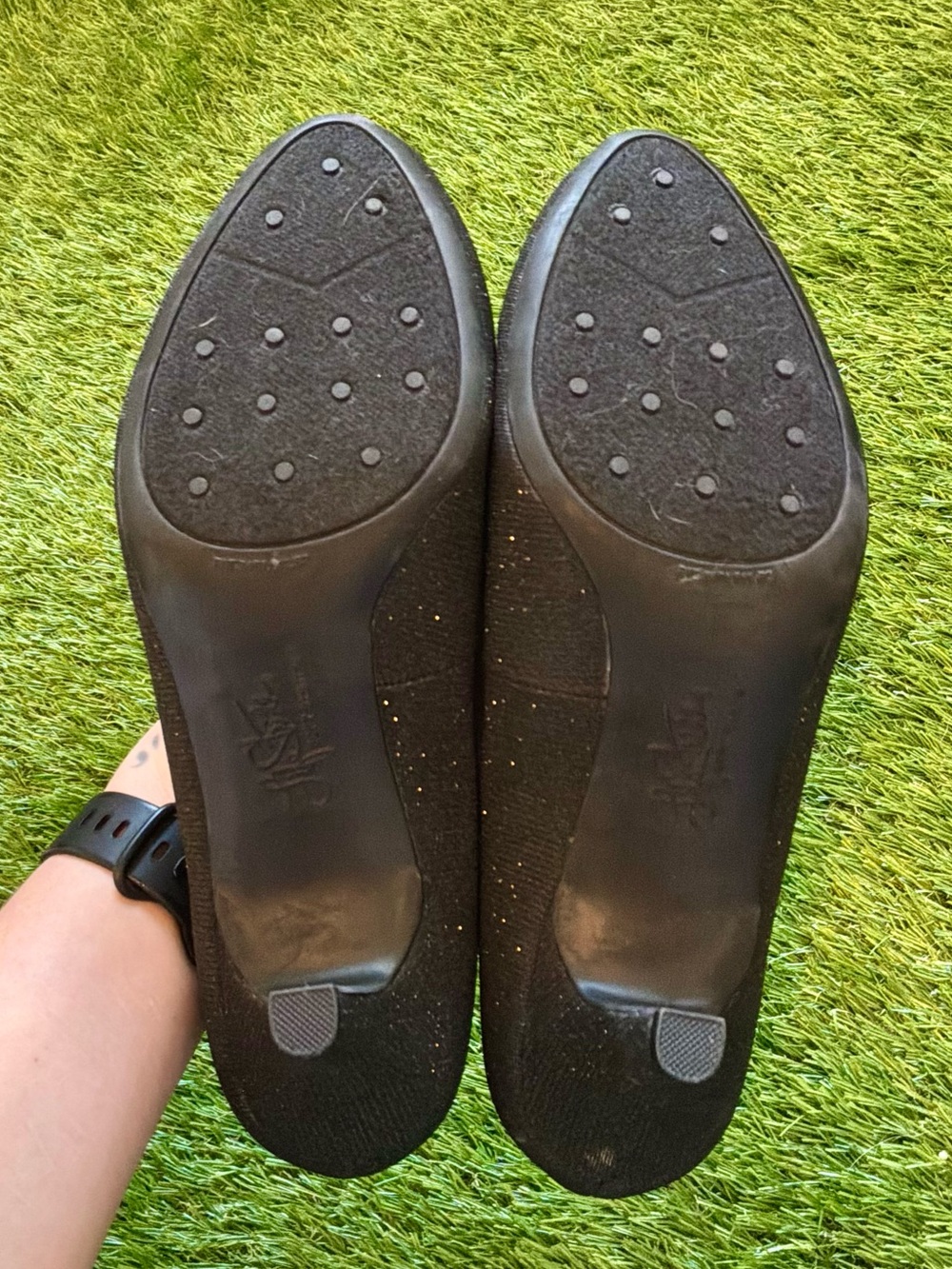 LifeStride Black Sparkly Low Heel Pumps Size 10 - Picture 2 of 3